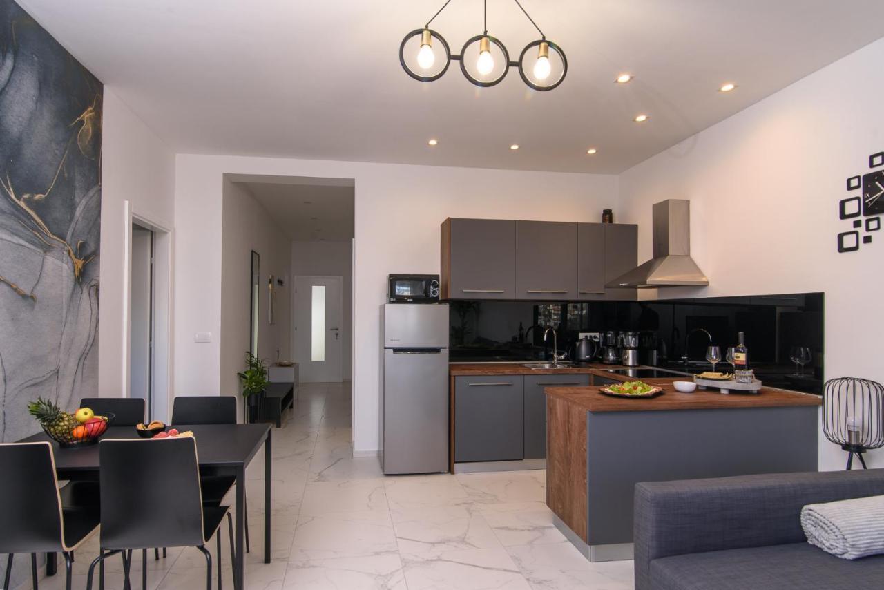 Batinic Apartments Kaštela Eksteriør bilde